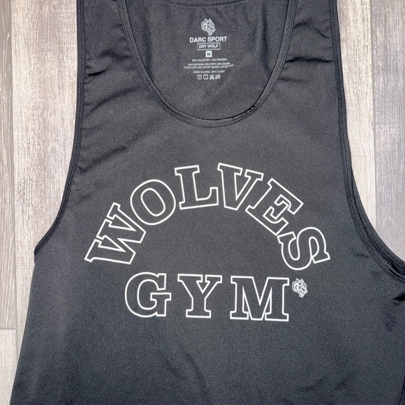 Darc Sport Wolves Gym Black Tank Top - Picture 5 of 7